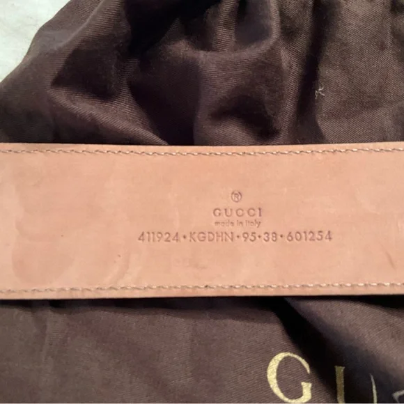 Gucci GG Supreme Unisex Leather Belt - Picture 5 of 7